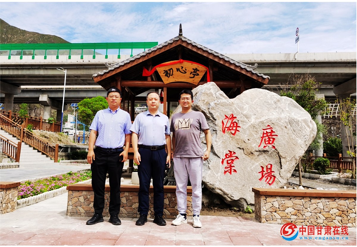 aed27b601ddde7f243e69d80560d6bed.jpg nEO_IMG_2.jpg