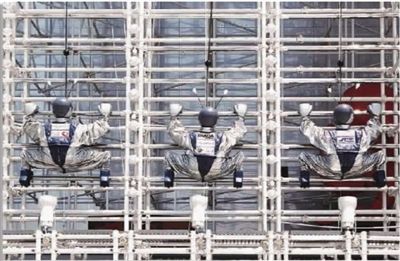 爬墙的机器人,萌萌哒的