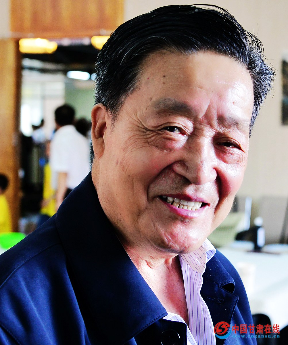 f7ba5e1cb8f3ee021002ba3e4a4ccc1c.jpg nEO_IMG_15.jpg