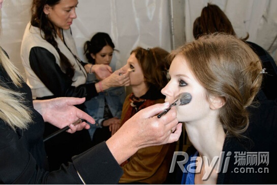 液状腮红混搭粉状腮红