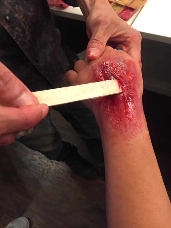 ��ʥ�� | 5���������˿�ױ������Ѫ�Ľ�ʬ���Ǻ���Ѫ��