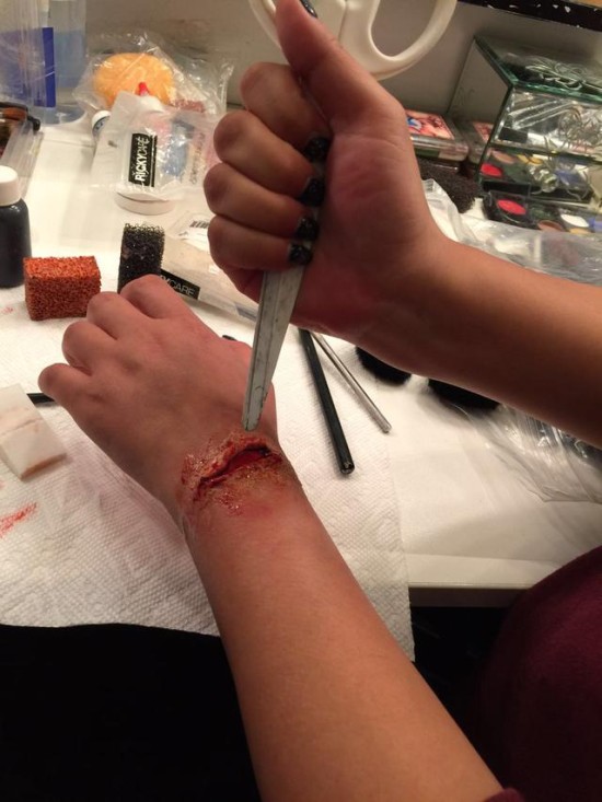 ��ʥ�� | 5���������˿�ױ������Ѫ�Ľ�ʬ���Ǻ���Ѫ��