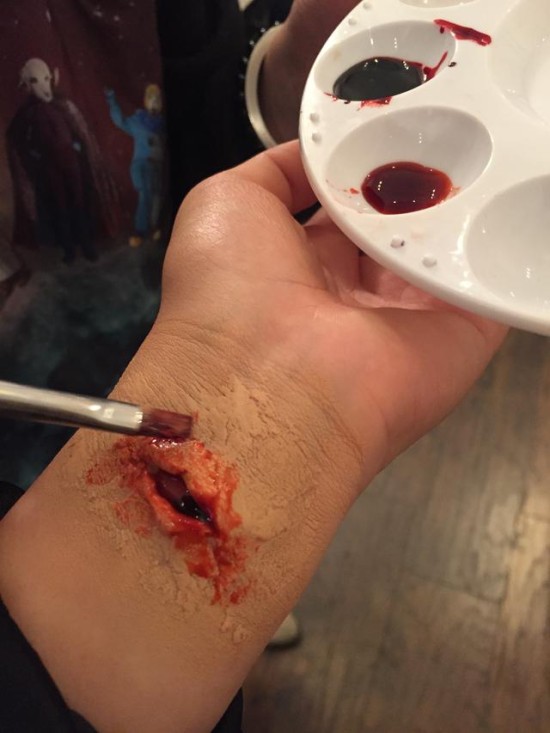 ��ʥ�� | 5���������˿�ױ������Ѫ�Ľ�ʬ���Ǻ���Ѫ��