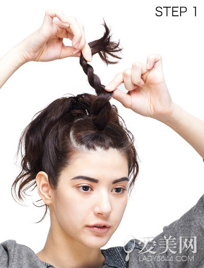 霸气盘发VS甜美编发冬日就要百变