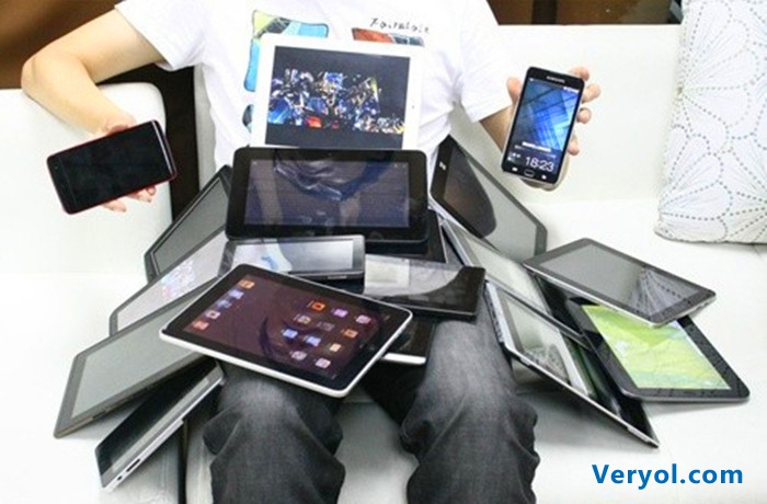 来自IDC发布的这份报告显示,第三季度全球的平板出货量为4870万台,看上去似乎还算可以但是如果你知道Q3全球智能手机的出货量达到了3.5亿台的话这个数字就显的寒酸了,而且更让人担忧的是该季度相比Q2的出货量又下降了12.6%,下降幅度也有点吓人。