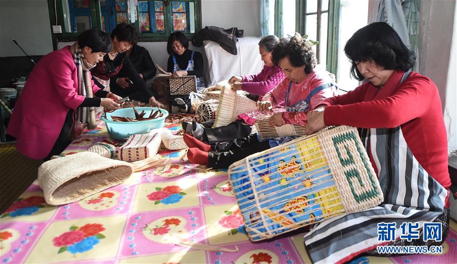 ᣩ1ݱഴҵũ帾Ůͷҵ