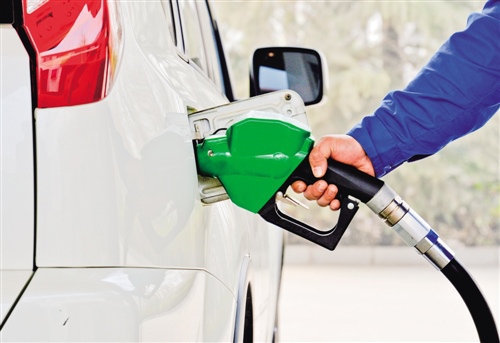 成品油价格调整再度“暂缓”