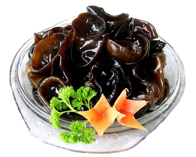 8个唬人的健康流言 感觉冷就喝白酒?