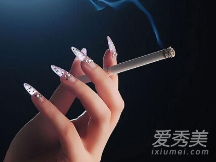 Ů�˳�����8��Σ������С�� �ٳ��̾Ͷ���