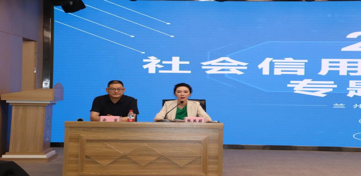 7e322ecbf9a3208663059e6b1016de4c.jpg 人4.jpg