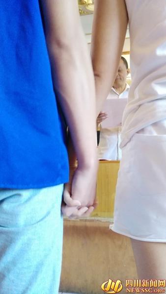 点击进入下一页