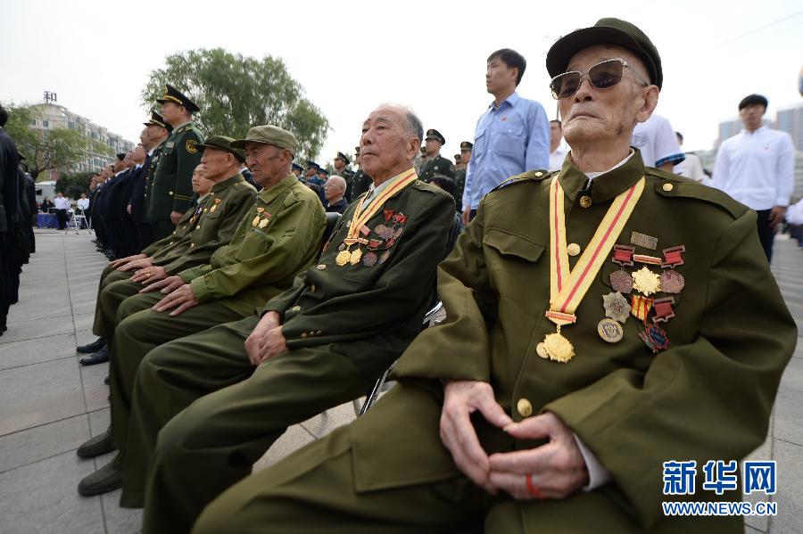 (社会)(1)勿忘九一八撞钟鸣警仪式在沈阳举行