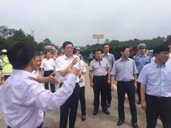 现场人员。 现场人员。