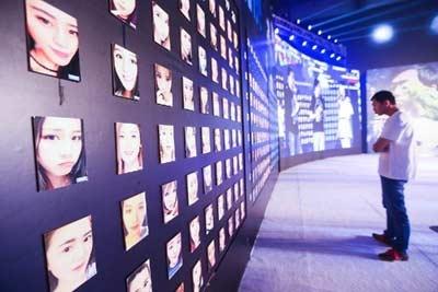 网红脸识别大战 上百张网红照片眼花缭乱