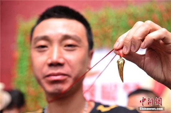 泡辣椒缸吃辣椒赢黄金