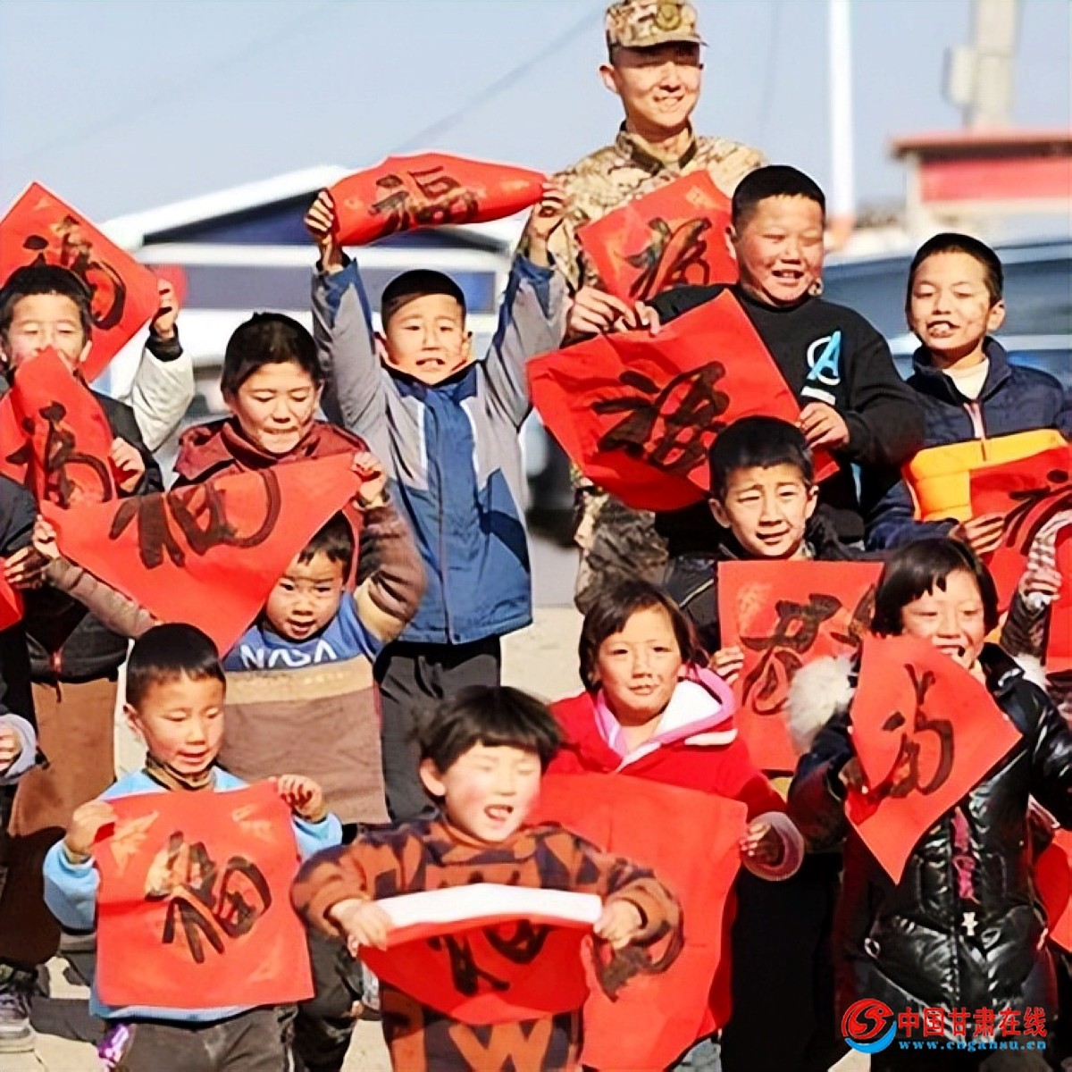 9ce384051a7a9365cad1f21e3bea41b7.jpg nEO_IMG_10.jpg