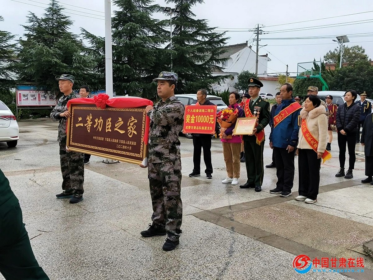 130a2216fadfade9d33427e866dffe33.jpg nEO_IMG_5.jpg