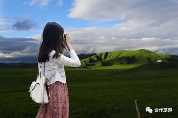 000b177058e03493695c387f61aefa04c_th.jpg 看草原美少女们是如何开启美颜模式的