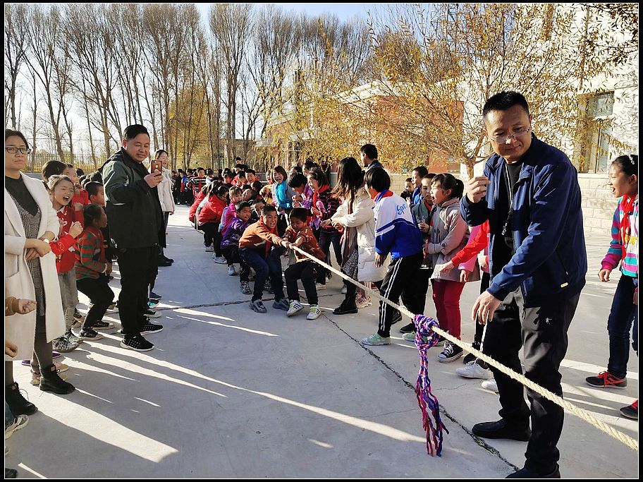 46a3b3ec6fee51aab82c29cf037999d4.jpg nEO_IMG_拔河.jpg