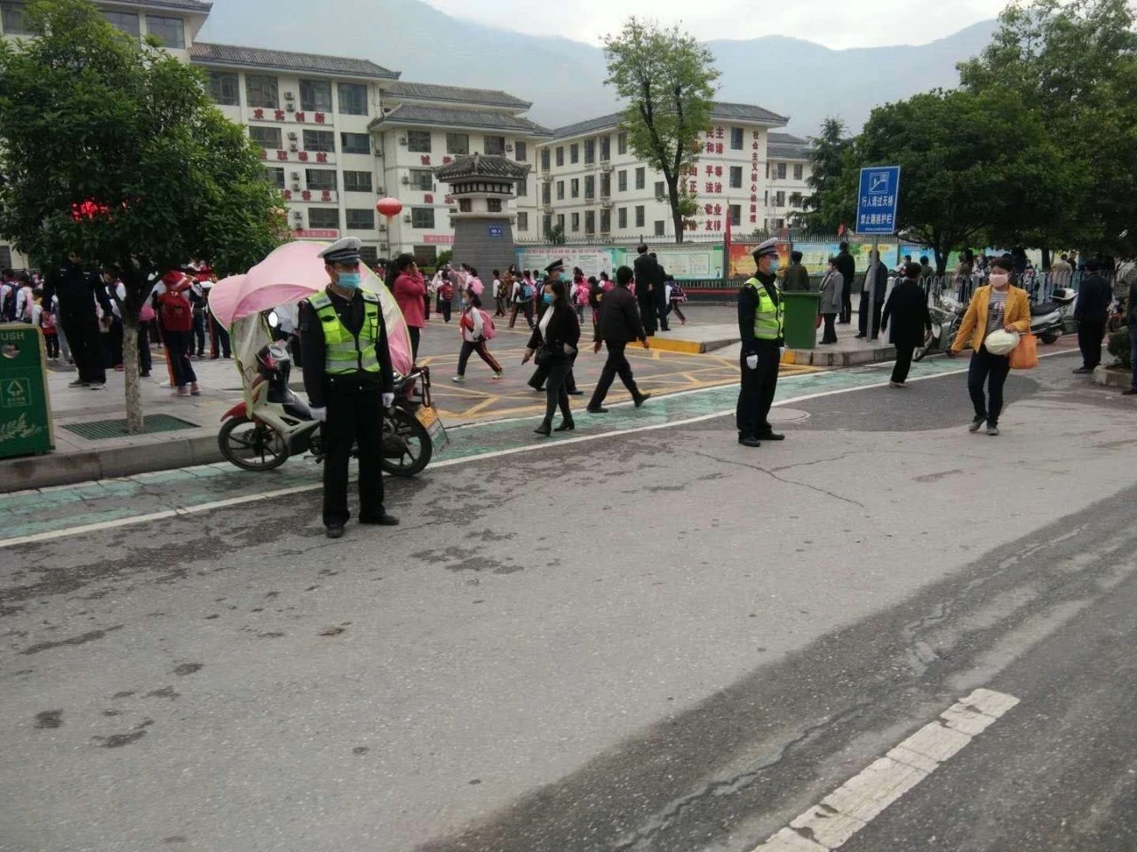 78da651a145fe6af5dbed8123dfa9699.jpg 78da651a145fe6af5dbed8123dfa9699.jpg