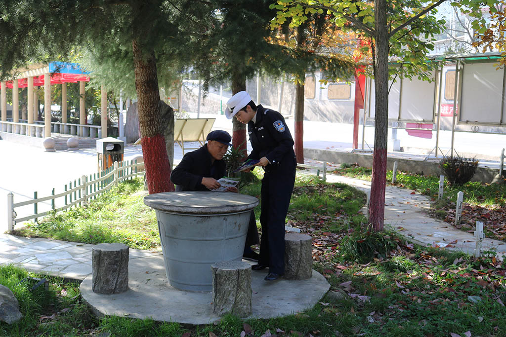 236d6f9297e6d6e187ea85857e4ea315.jpg 畅行安全路.JPG