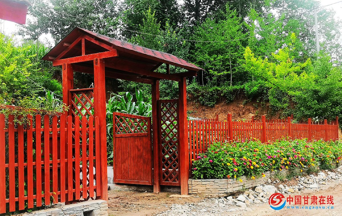 b05e96de6aaba11da36a8ee2df6b8f7d.jpg nEO_IMG_640 (2).jpg