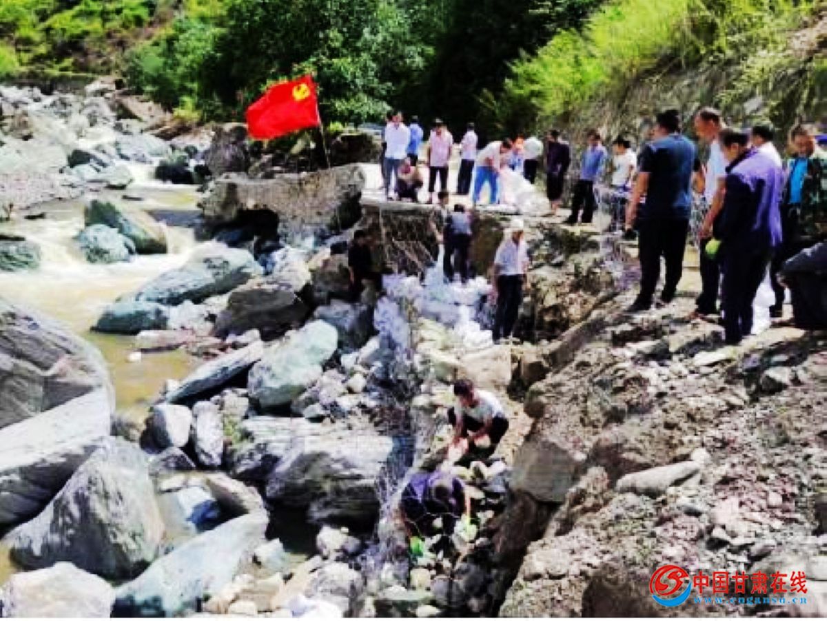 9b186062ca95034d58e420bd5105ca45.jpg nEO_IMG_2.jpg