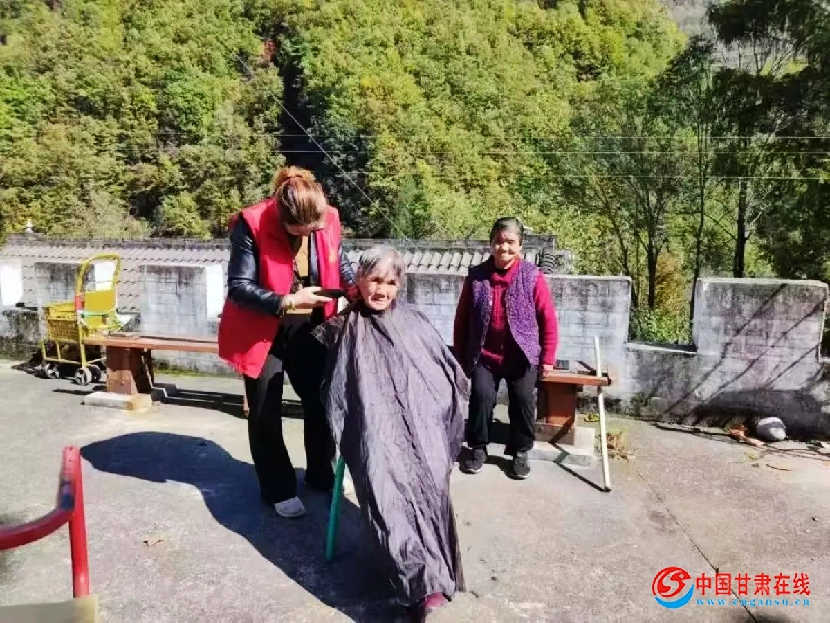 acf0c188f7b243e56369e3f72000d2f6.jpg nEO_IMG_图片14.jpg