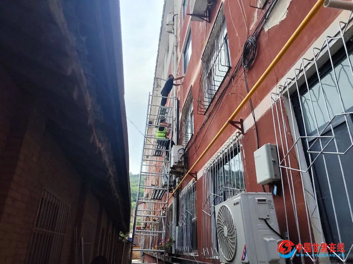 e273361c55b03911ff40a378fbbaac4b.jpg nEO_IMG_2.jpg