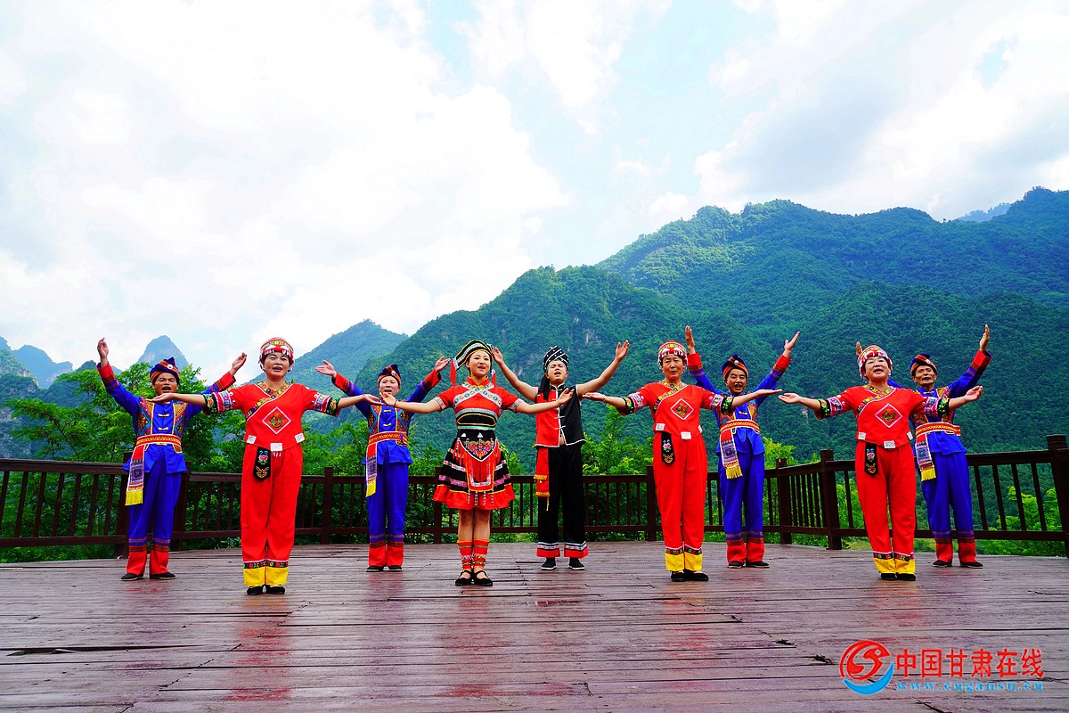 b160cac3d3ca884de4fa818a7e17a5f1.jpg nEO_IMG_图片54.jpg