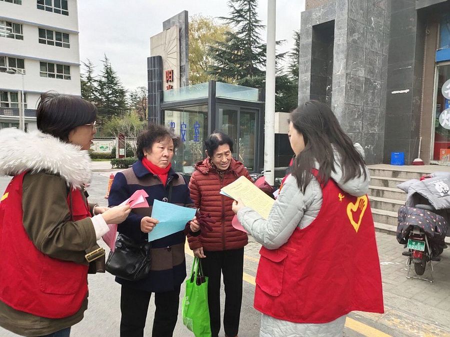 3e5ab905b1e57551254a18427ab96530.jpg nEO_IMG_外出务工人员禁毒宣传照片.jpg