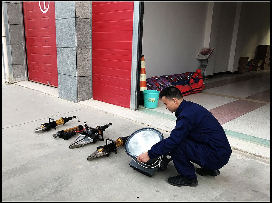 nEO_IMG_��Ƭ (2).jpg