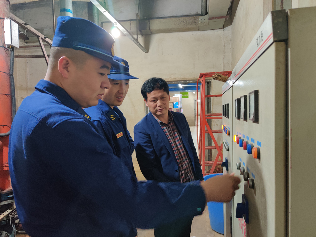 e1ae8e932533ce625e0ed9656629ad7e.jpg 5.jpg