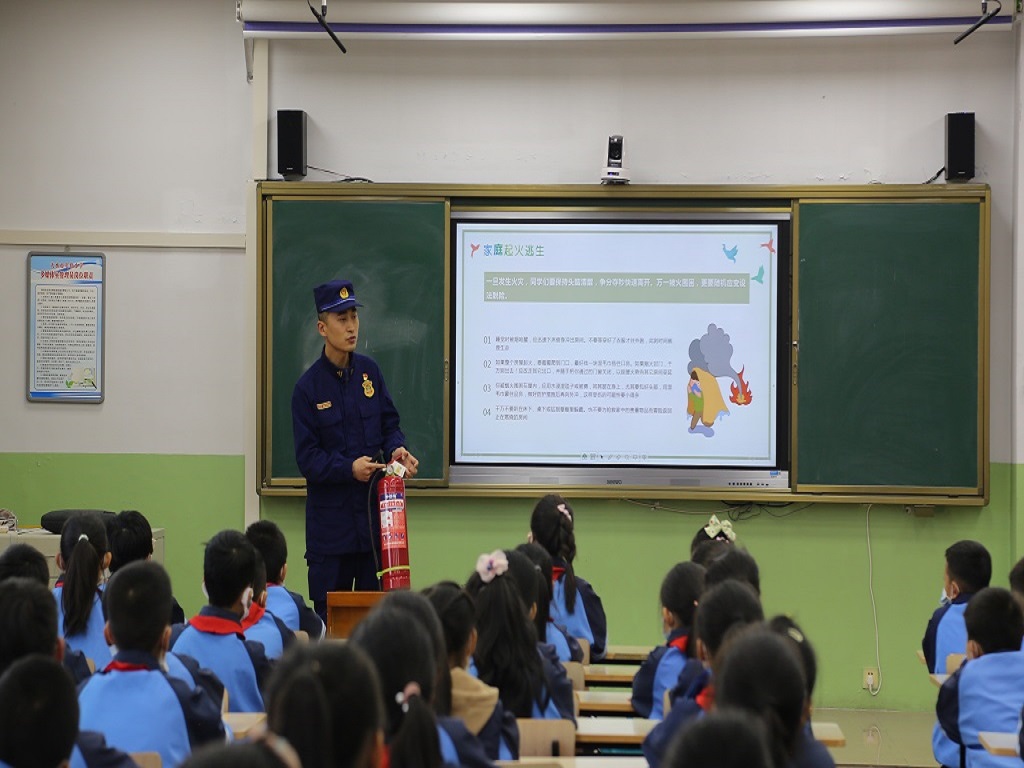 9c019beb03e00a25eb32f1079b78a150.jpg 3.jpg