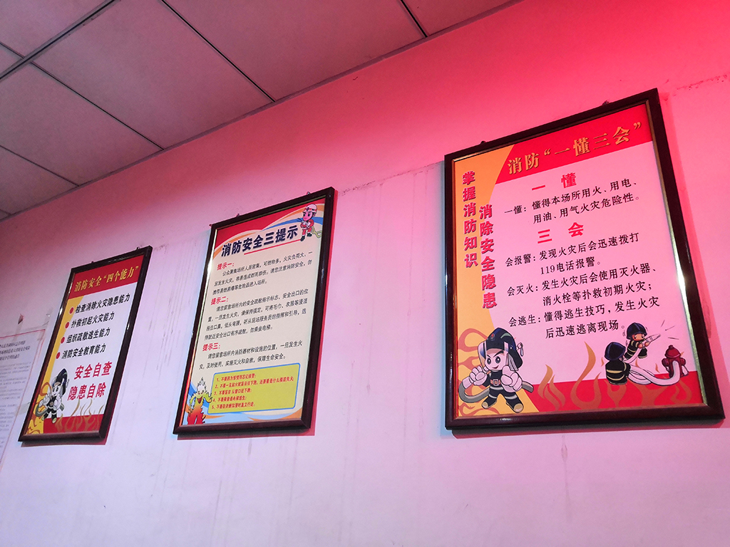 8a71d5b028921e70d95ccde97b8a12f5.jpg 照片 (4).jpg