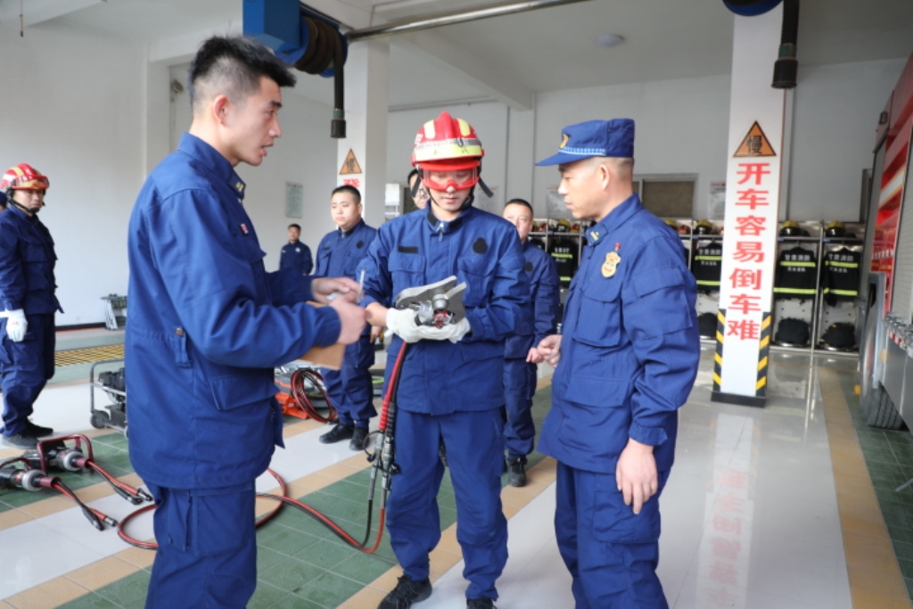 1e0261cd54f2948df079b42cedc8ca95.jpg 6H1A0150.JPG