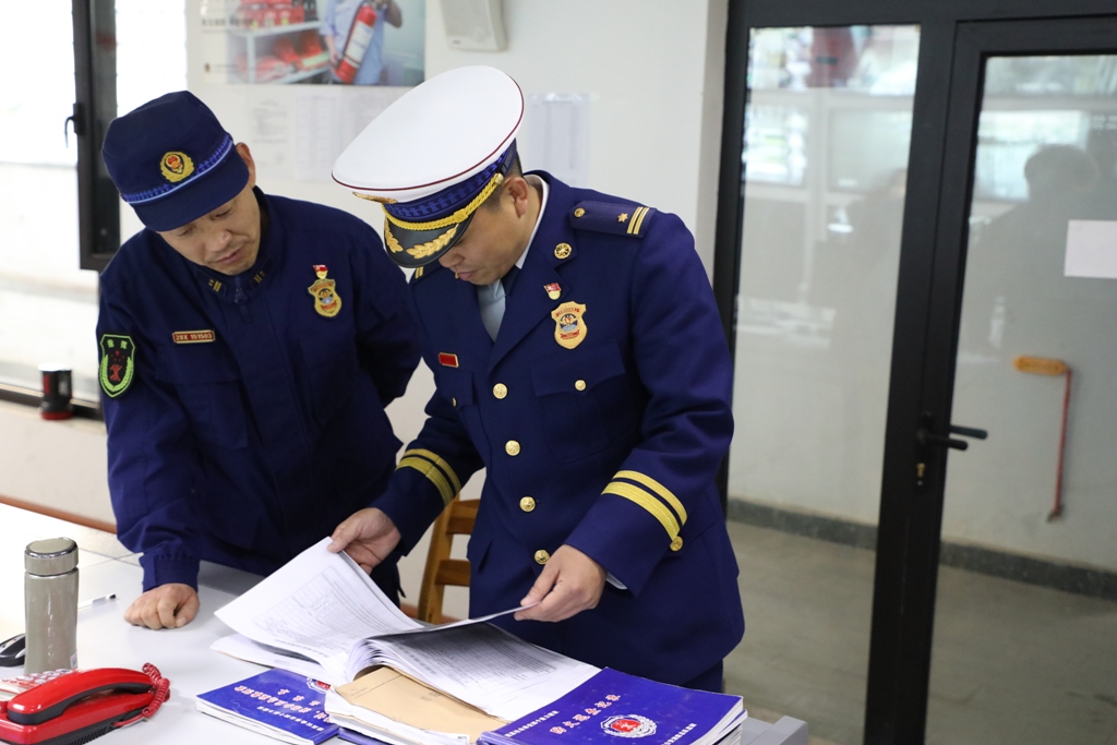 40bba0146a2ed207bbbae1fa073ac1f1.jpg 6H1A0669.JPG