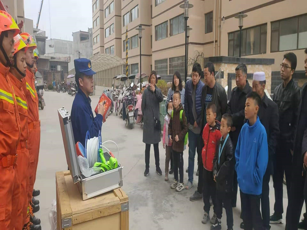 3fd9045f08451199fdd622d9a005f4ea.jpg 2.jpg