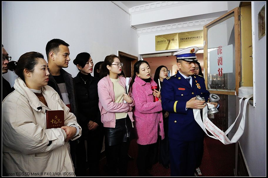 58ea41b99c1a98f159516cca5f2ed139.jpg nEO_IMG_3.jpg