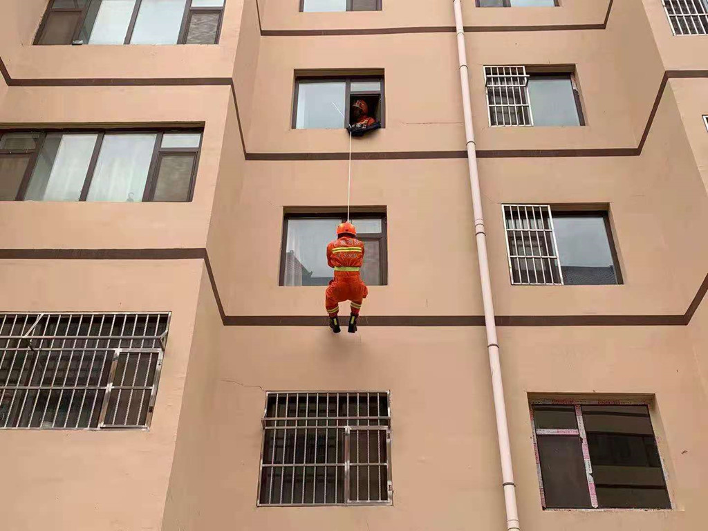 c375e88493d6b7020fded0836371871e.jpg 4.jpg