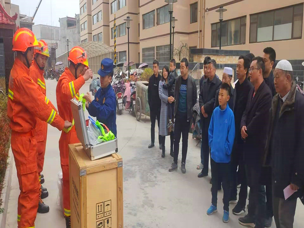 c67ce4ca2c1560ccb82beaa43498781c.jpg 3.jpg