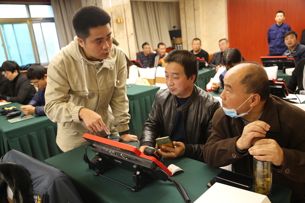 587722b3b9723c04bcb2da76d9c5c917.jpg 4.jpg