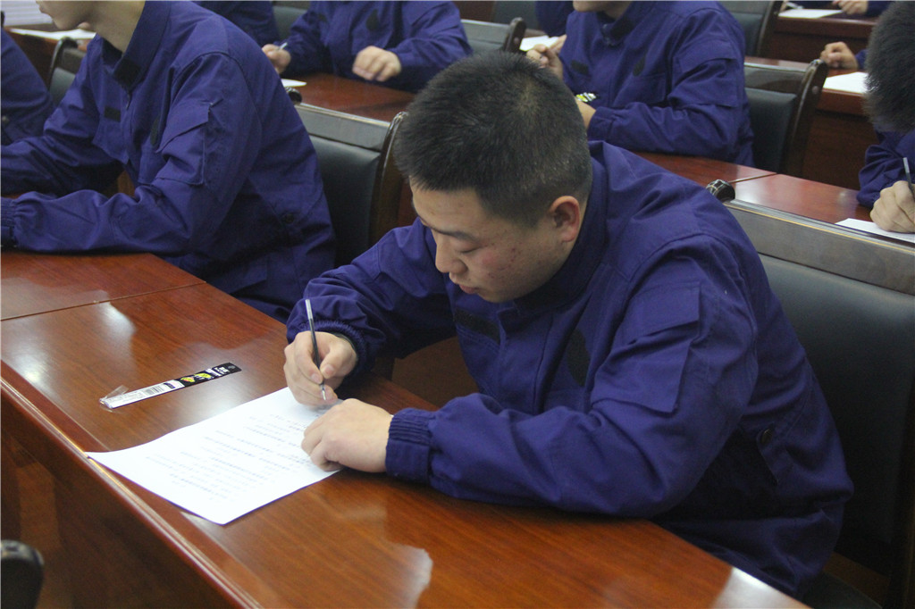 2a18b9ea98fe2b79b15b14eb781f9379.jpg 照片 (2).jpg