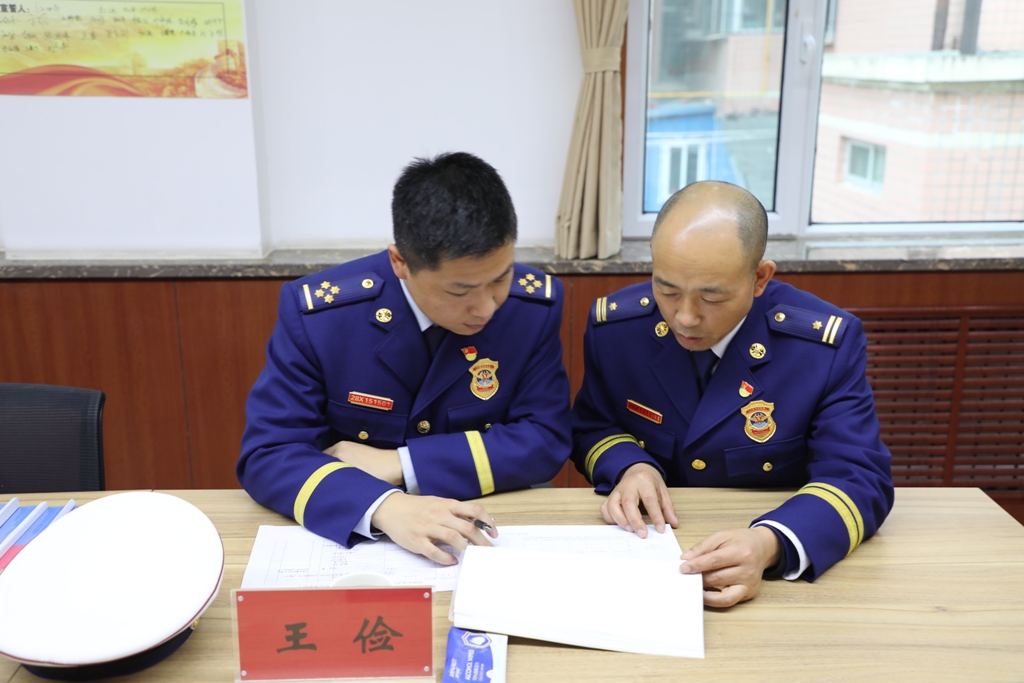 d17544f8467bf4b100aa7cde1ff11076.jpg 6H1A1879.JPG