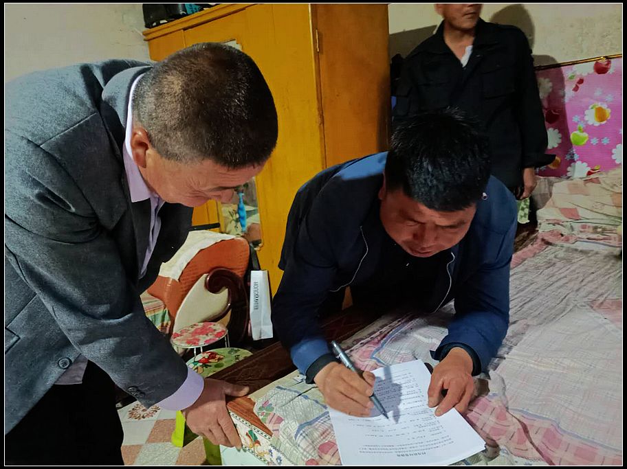 5dd52ebb0acdf61f0406c379c7ba8230.jpg nEO_IMG_3.jpg