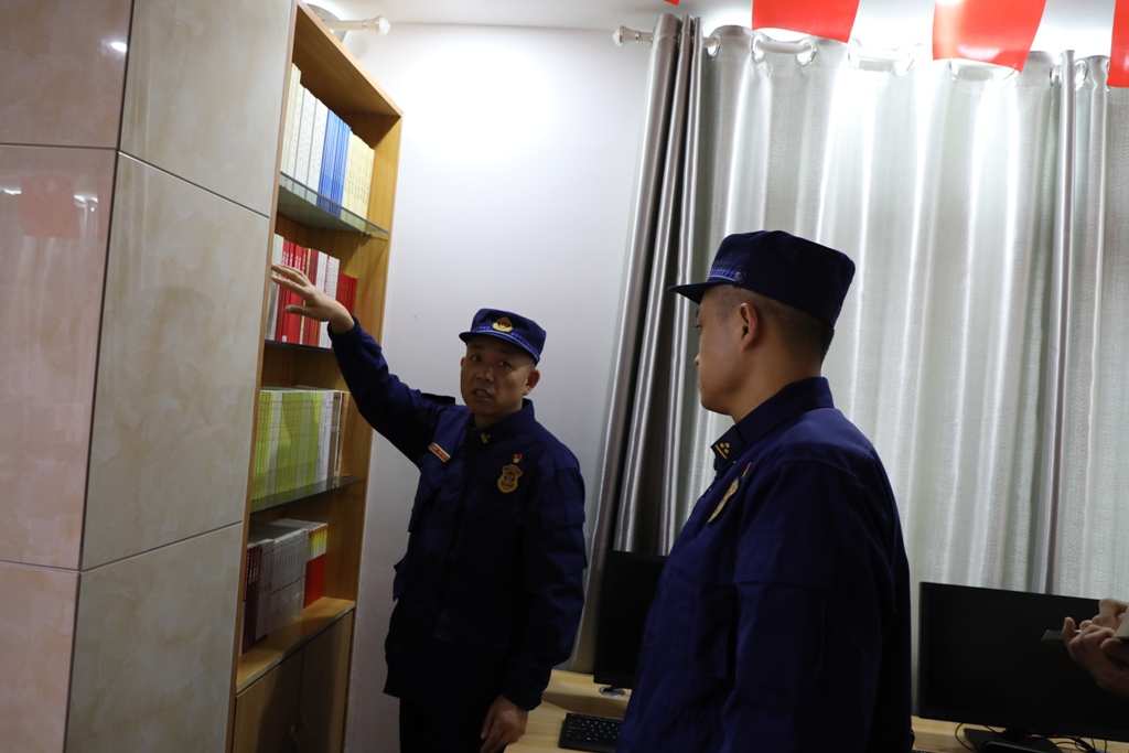 79af6862e93a4dcd080249648cbd7143.jpg 6H1A2015.JPG