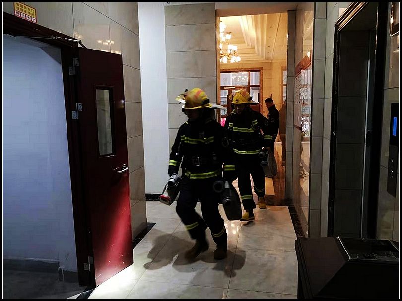 fdbdb0ccf139a874e137e32671fe737b.jpg nEO_IMG_caf46f546c902ecb89306a6994f7552.jpg