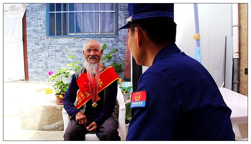 7d12fd7e27a390919c386121fd31773b.jpg nEO_IMG_D.jpg