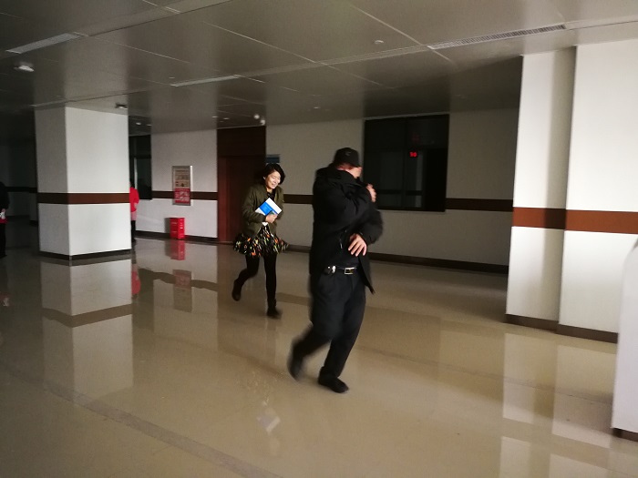 1103346710.jpg 1103346710.jpg