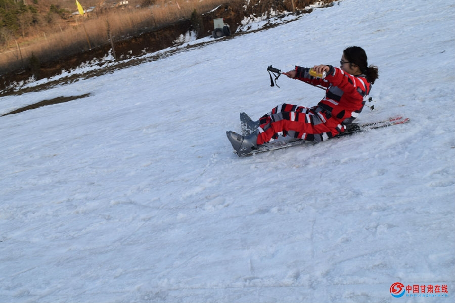 周末滑雪场162.jpg